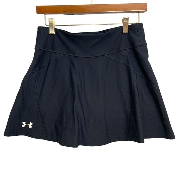 Under Armour Shorts‎ with Skirt Black Size Medium - Picture 3 of 8